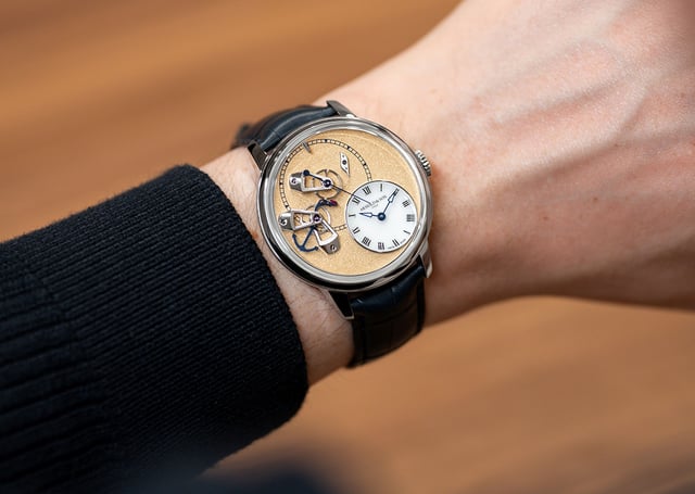 Arnold & Son DSTB Stop-Second Platinum Kingsand 
