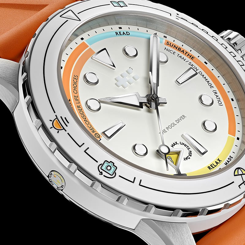 Christopher Ward x seconde/seconde/ C60 Pool Diver: bezel and dial