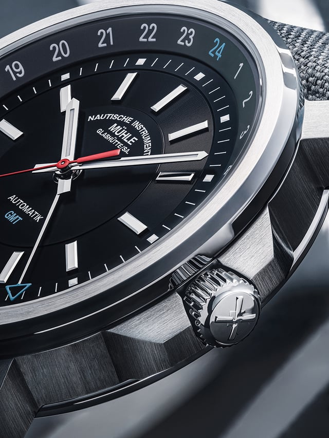 Mühle-Glashütte 29er Big GMT, dial