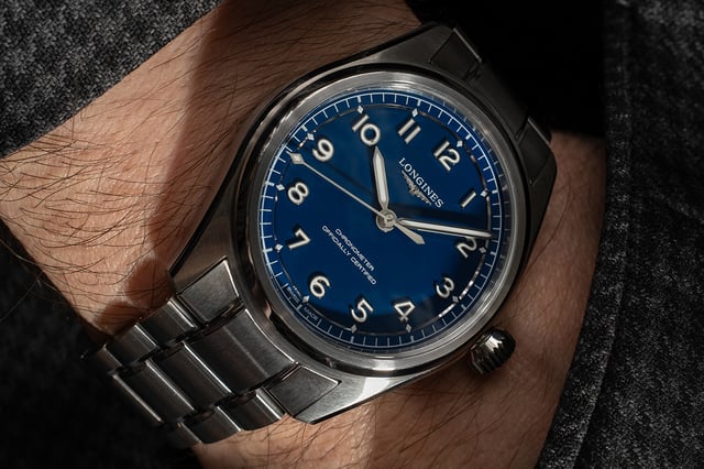 Longines Spirit Pilot: wrist, title