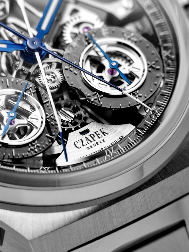 Czapek_Antarctique_Rattrapante_RUR_Detail.jpg