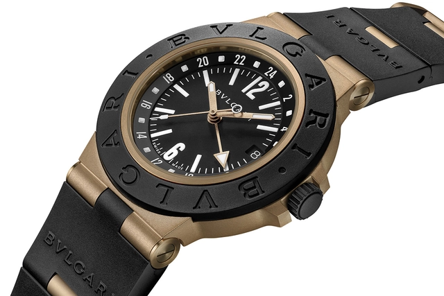 Bvlgari Bronzo GMT_104241_Dial.jpg