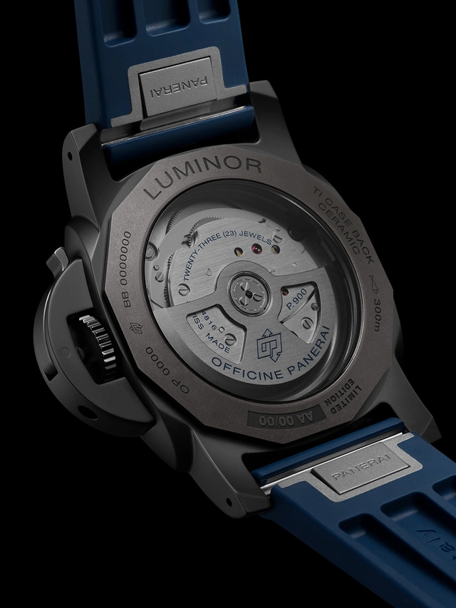 Panerai-Luminor-GMT-Ceramica-PAM01783-Boden.jpg