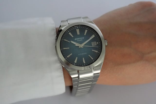 Casio Edifice EFK-200D-2A, on the wrist