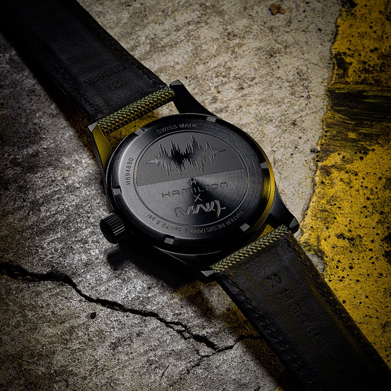 Hamilton Khaki Field Mechanical 38mm Modern Warfare 4 edition: case back