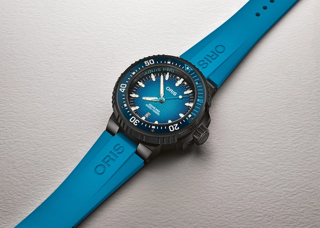 Oris-Aquis-Pro-1000m-ambiance.jpg