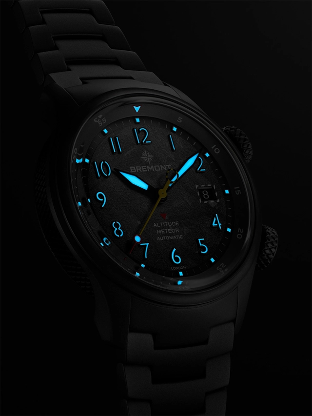 Bremont_Altitude_MB_Meteor_Stealth_Grey_Night.jpg