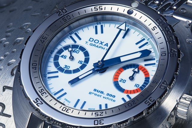 Doxa SUB T.Graph II ‘Great White’ Topper Edition: dial, title
