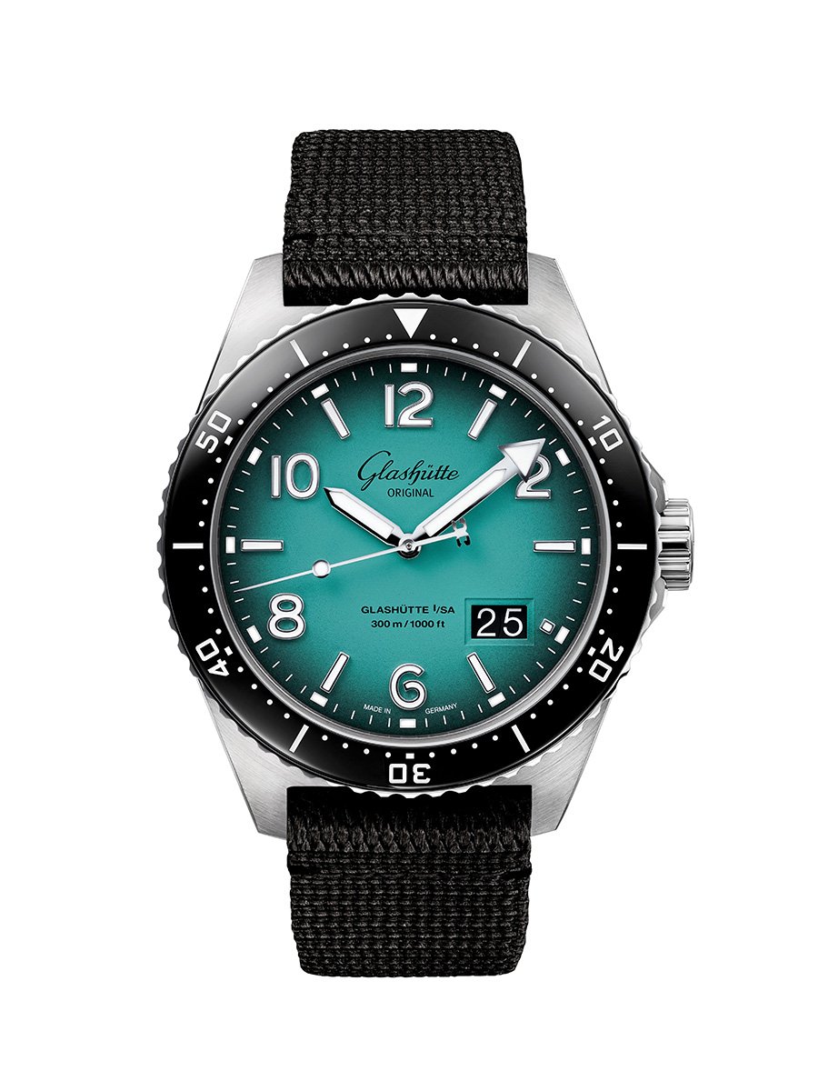 Glashütte Original SeaQ Panorama Date “Northern Tide“ Limited Edition: Front