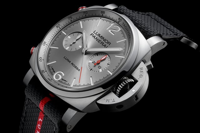 Panerai Luminor Luna Rosso Chrono: dial