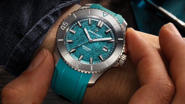 Venezianico Nereide Verdigris: wrist, title