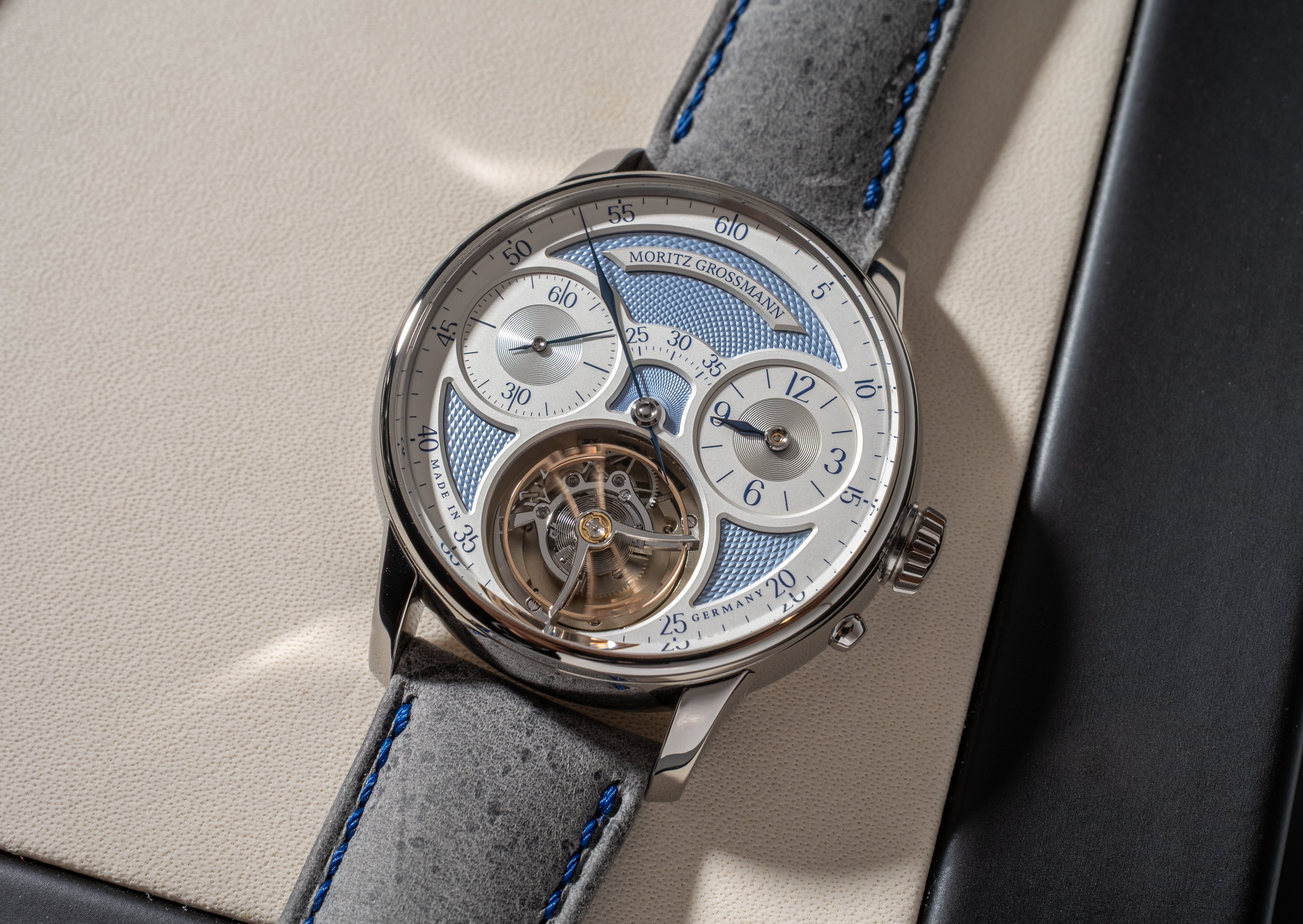 Moritz-Grossman-Tourbillon-Titanium-1.jpg