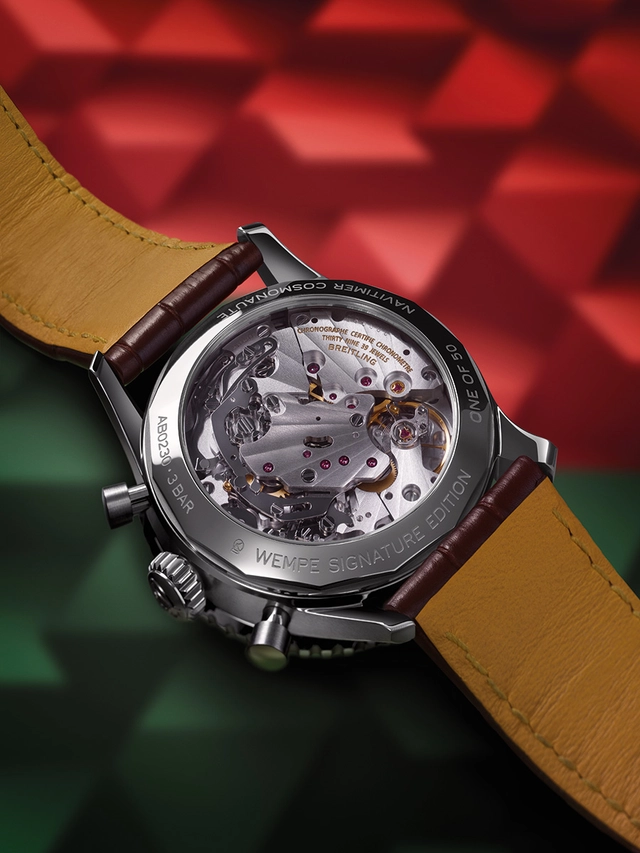 Wempe Signature Collection x Breitling Navitimer B02 Chronograph 41 Cosmonaute_Caseback.jpg