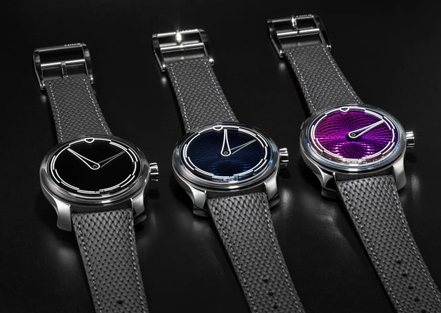 MING 29.06 Peep Show, title, three watches