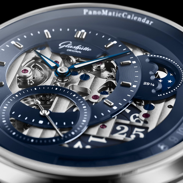Glashuette_Original_Panomatic_Calendar_ZB.jpg