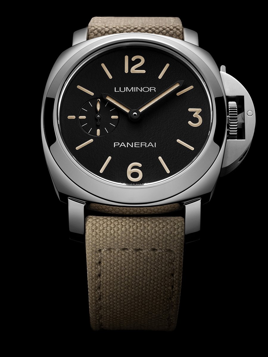 Panerai Luminor PAM01710: Front