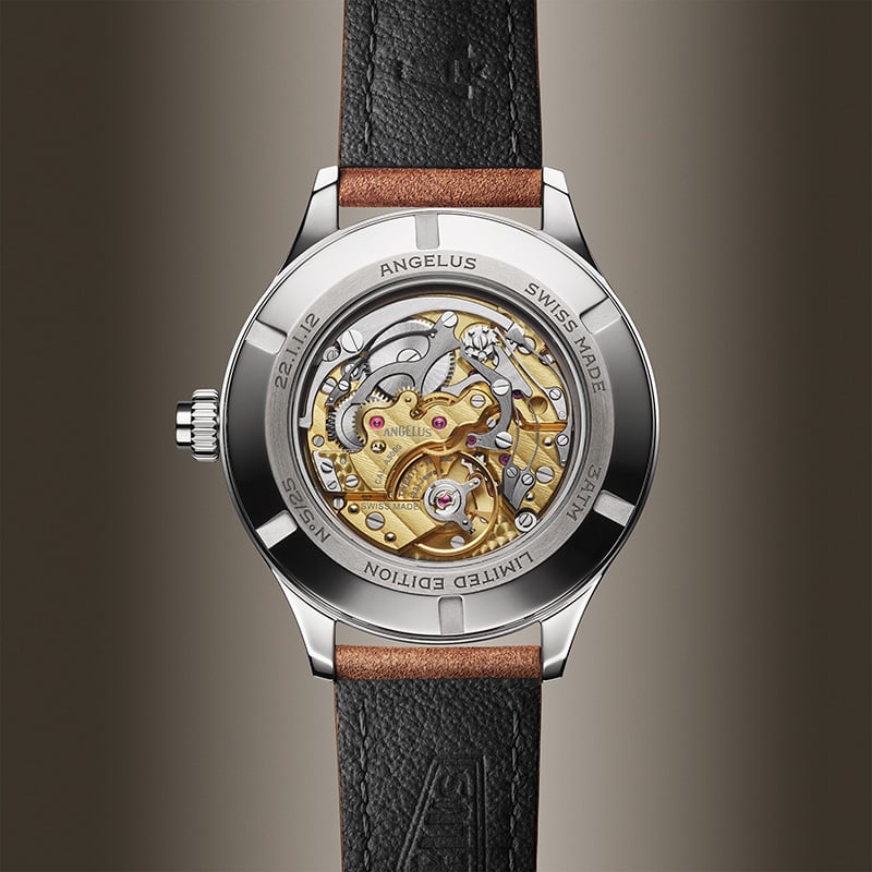Angelus Instrument de Mesures, caseback