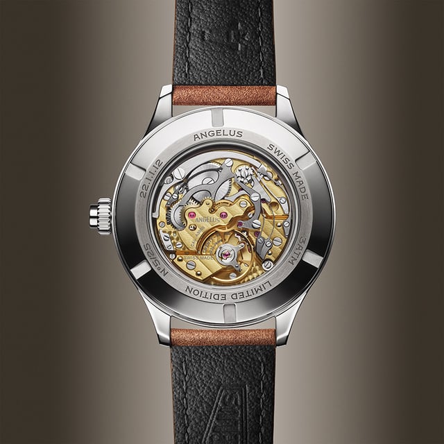 Angelus Instrument de Mesures, caseback
