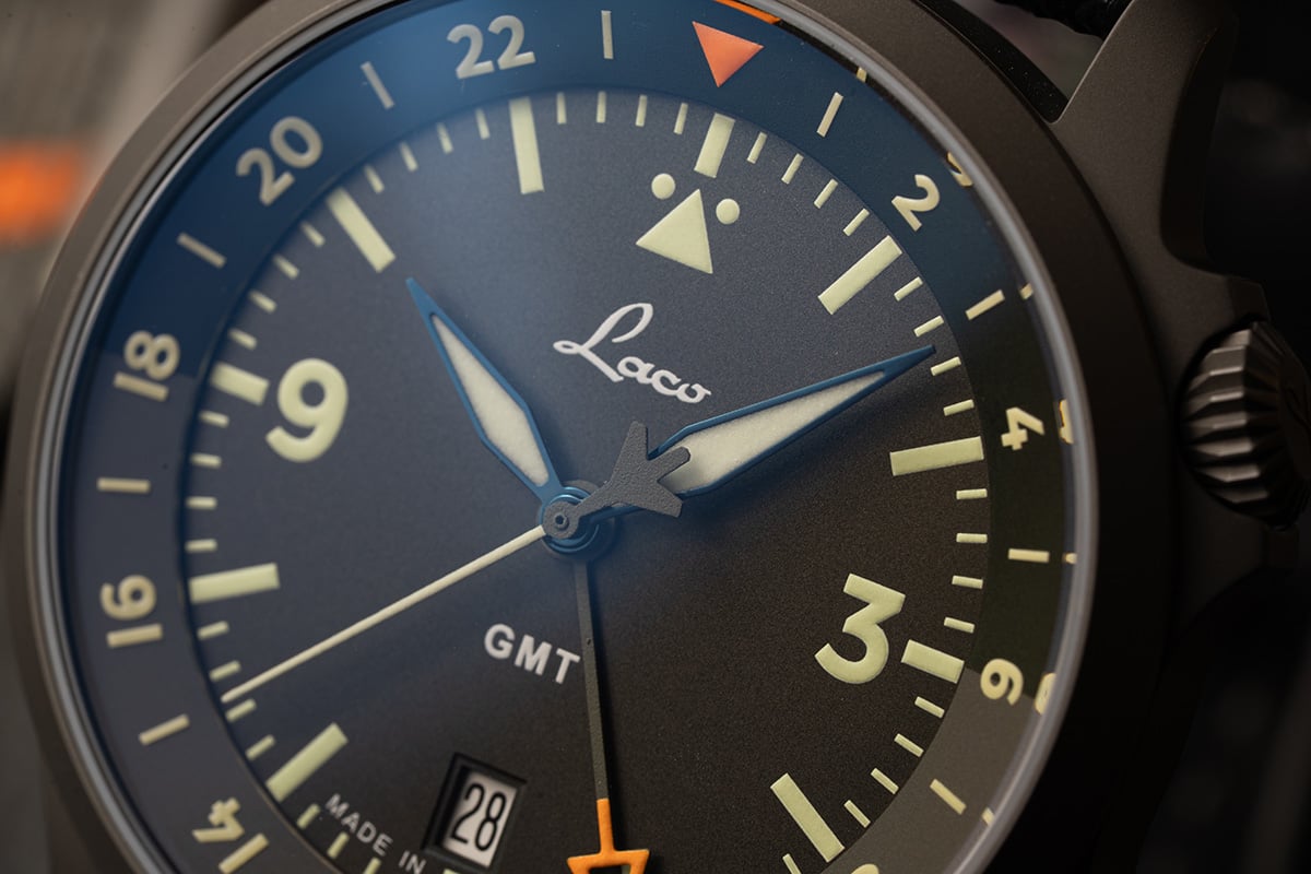 Laco Frankfurt 40 GMT: dial