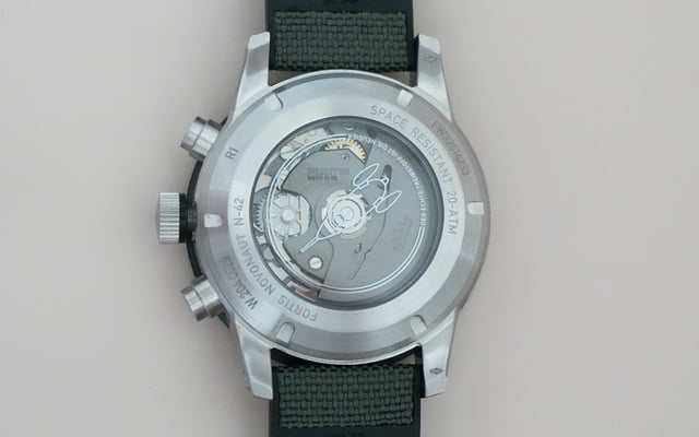 the new calibre 17 TR of the Fortis Novonaut N-42 Halo chronograph