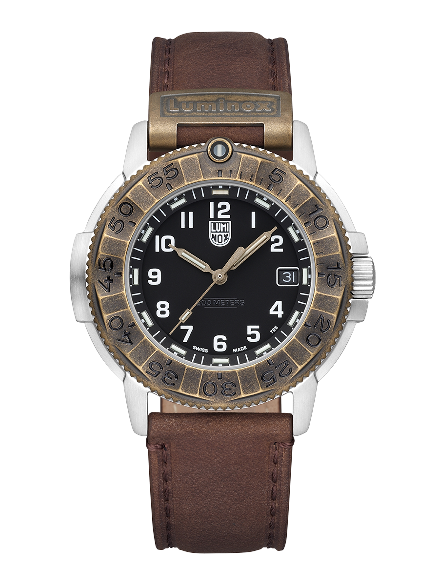 Luminox Adventure Watch 1300 Series: Front