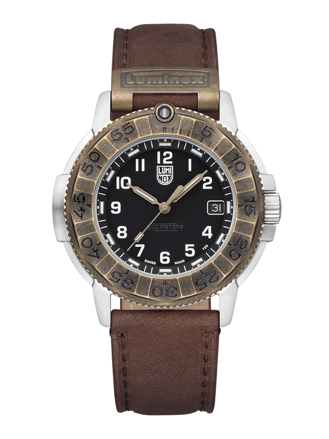 Luminox Adventure Watch 1300 Series: Front
