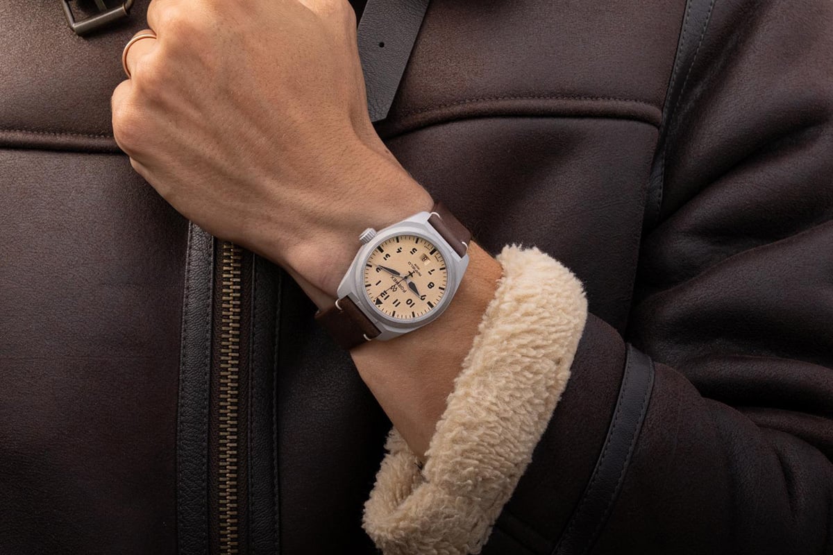 Formex AirField 40mm Automatic Desert Sand: wrist