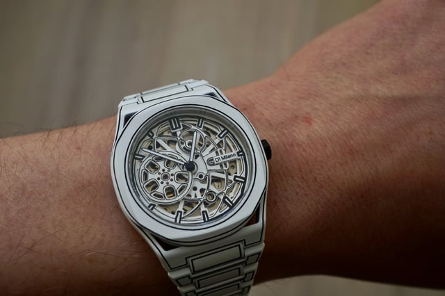 D1 Milano White Sketch on the wrist