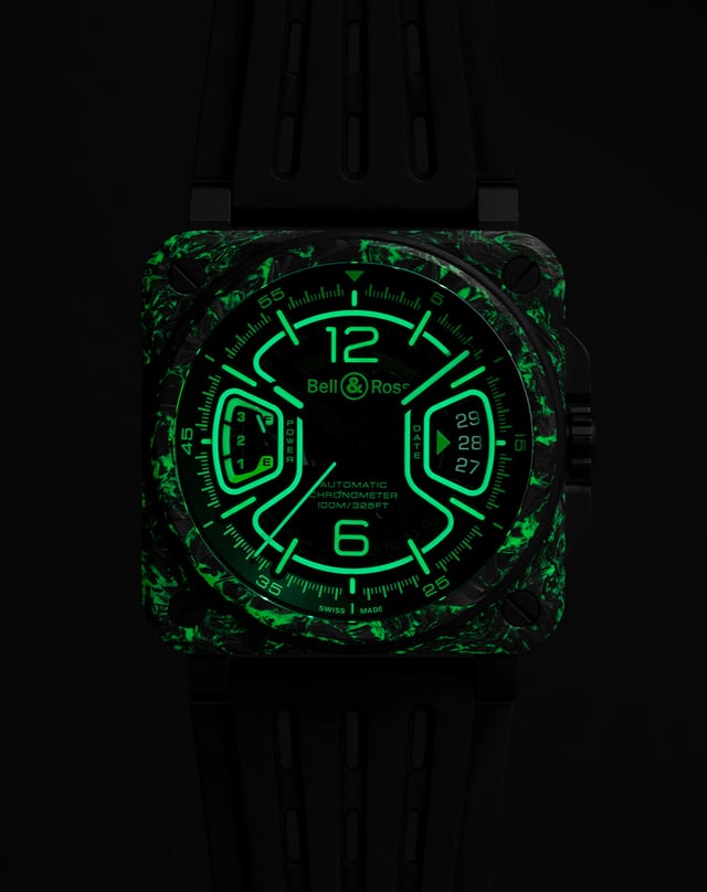 Bell & Ross BR03, robust sports watch with automatic caliber and luminous material on dial and case