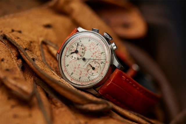 Gallet Multichron Regulator from 1936-Breitling.jpg