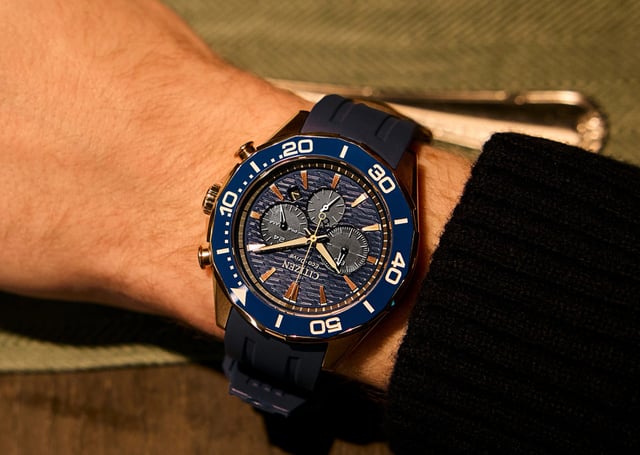 Citizen: Endeavor Chrono, CA4733-00L, Wrist