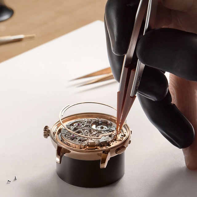 Blancpain-Grande-Double-Sonnerie-detail-repeater.jpg