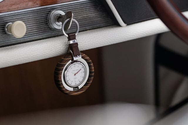 Volan Watches – Type One, automatic watch for the keychain