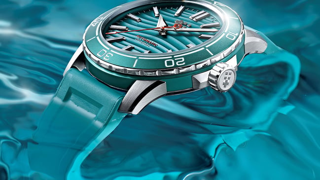 Christopher Ward The Trident 30x30: title