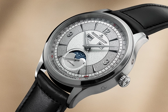Jaeger-LeCoultre Master Control Calendar_Dial.jpg