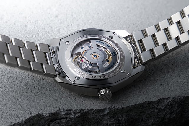 Formex Essence 39 mm Automatic COSC: case back