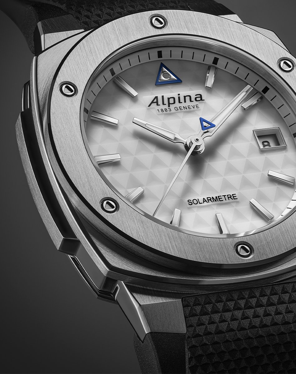 Alpina: Alpiner Extreme Solarmetre, white dial