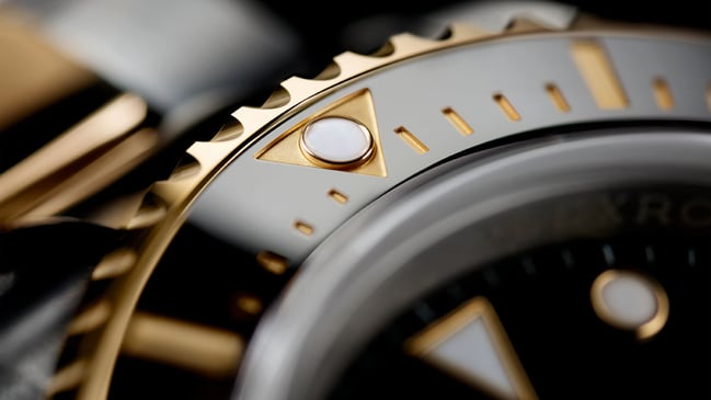 Rotating Bezel: Small Complications