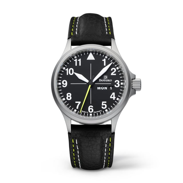 Damasko: DK36 with bilingual day of the week display
