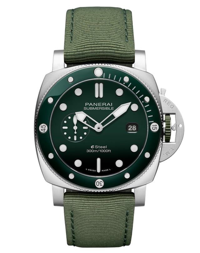 Panerai – Submersible eSteel PAM01287, automatic dive watch