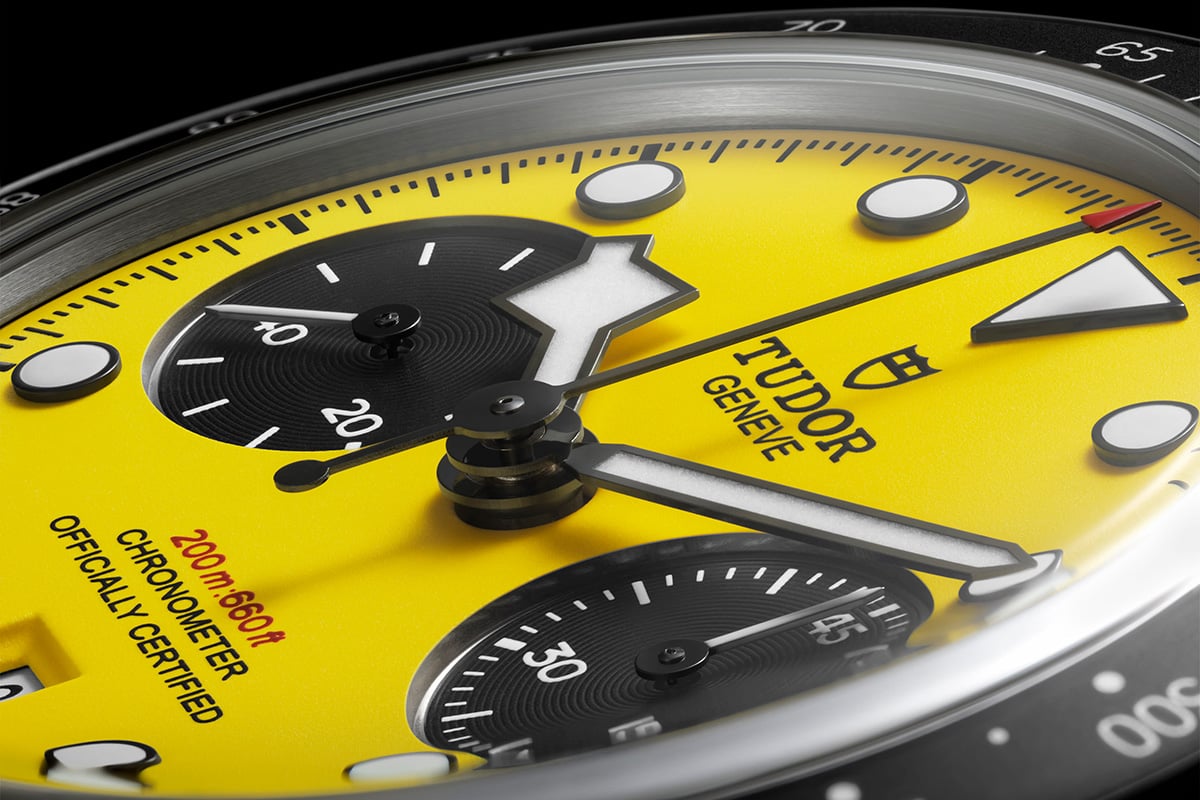  Tudor Black Bay Chrono 39 Bumblebee: Dial