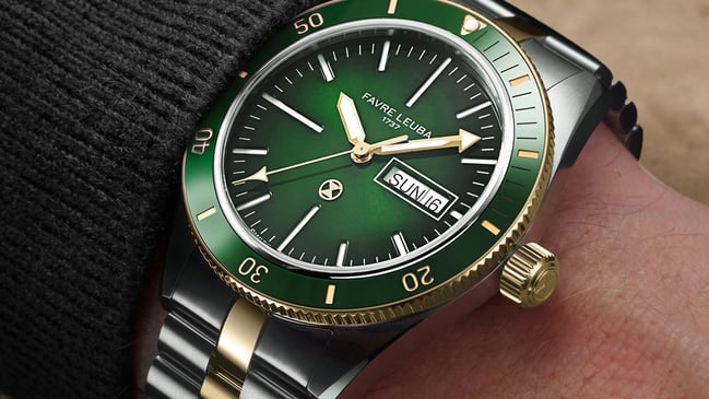 Favre Leuba Deep Raider Day Date Green: wrist, title