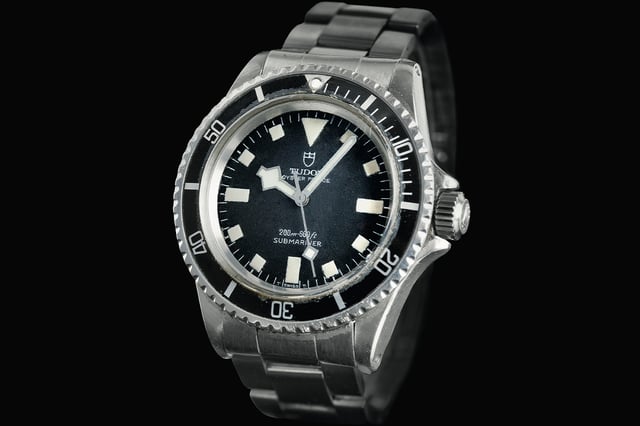 Tudor – Submariner, vintage diving watch with automatic movement