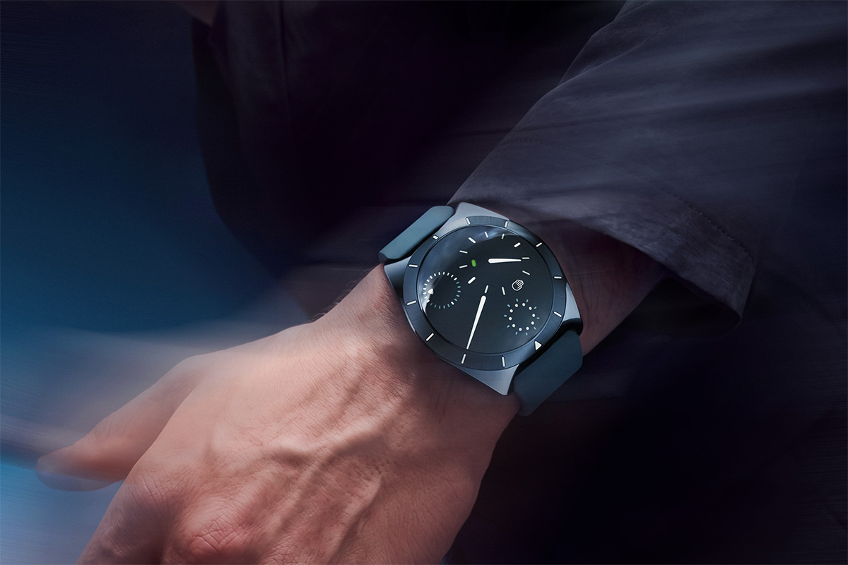 Ressence Type 10: wrist