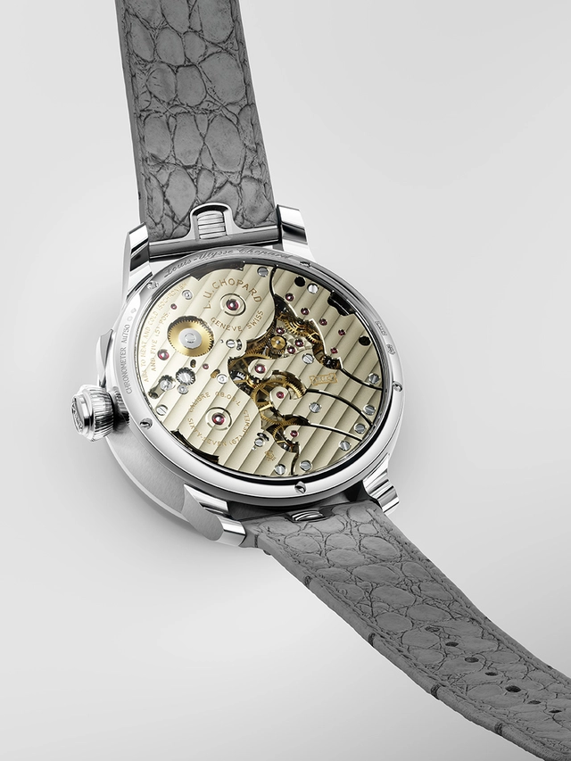 Chopard-L.U.C-Grand-Srike-Case-Back.jpg