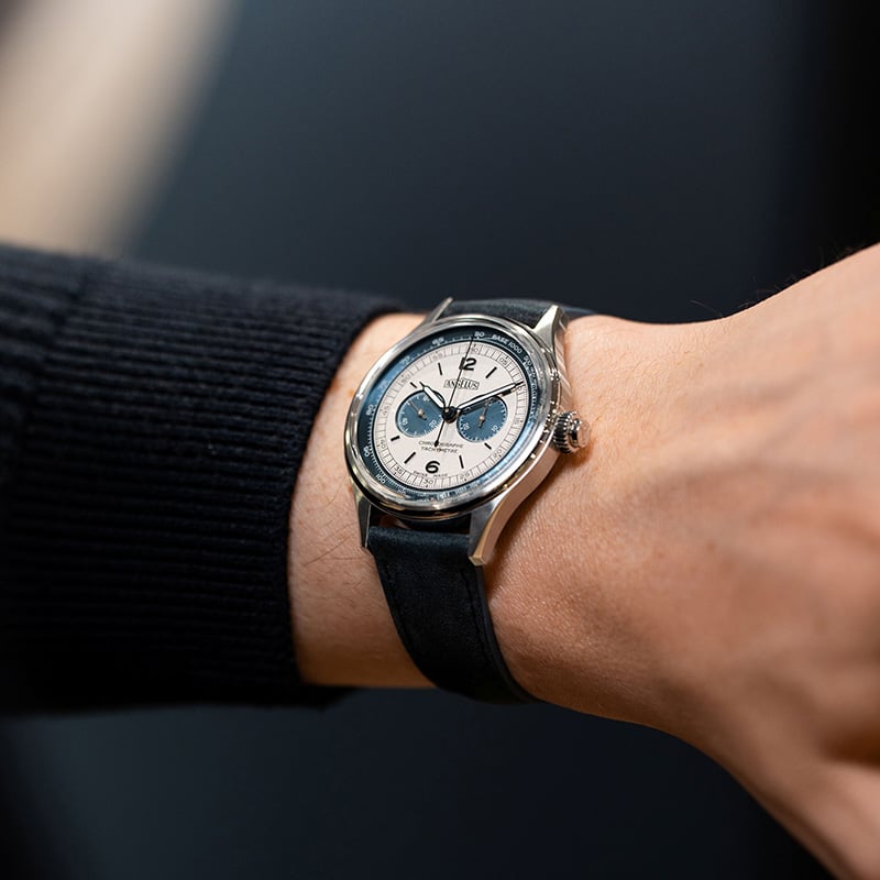 Angelus Chronographe Tachymètre, gray dial: wrist