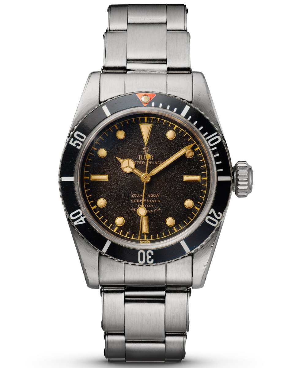 Tudor Submariner, diver's watch with automatic movement and discolored luminescent material