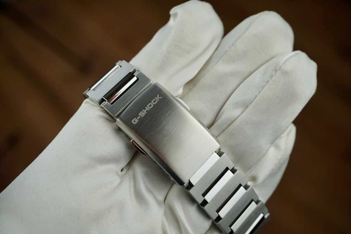 G-steel clasp
