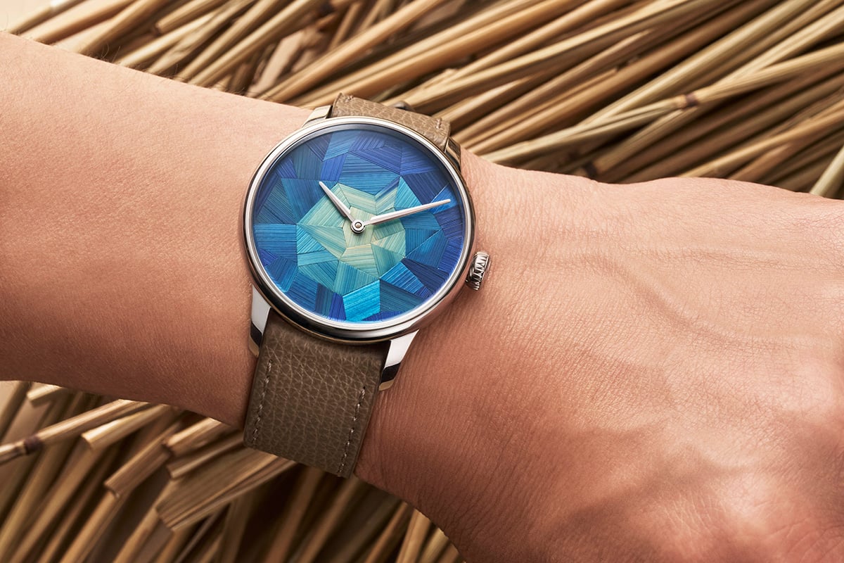 Louis Erard Marqueterie de Paille: wrist