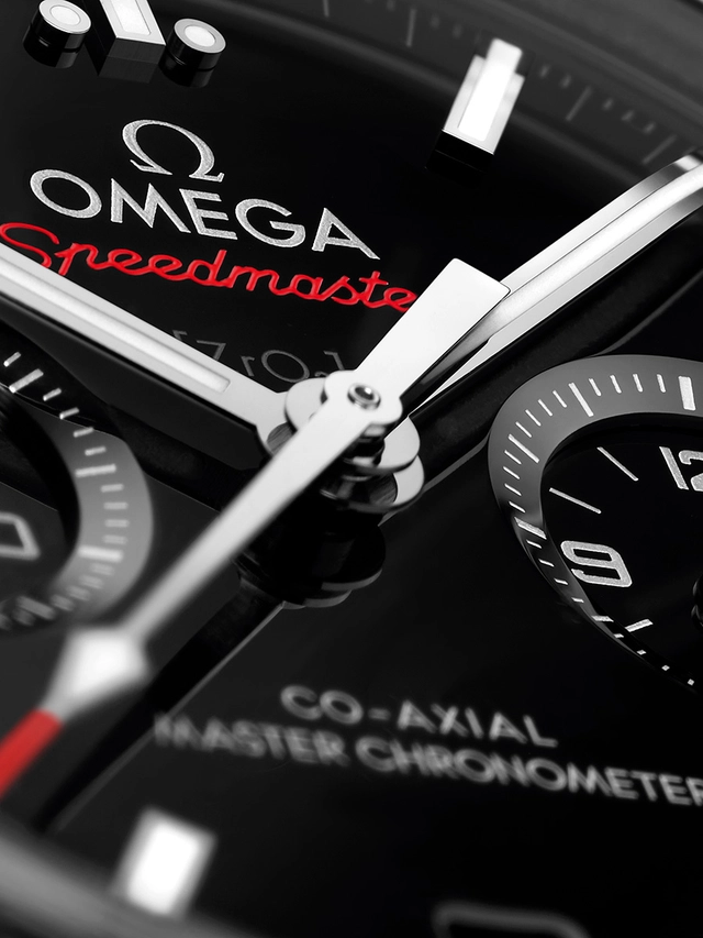 Omega_Speedmaster_Dark_Side-Dial-310.92.44.51.01.002 dial